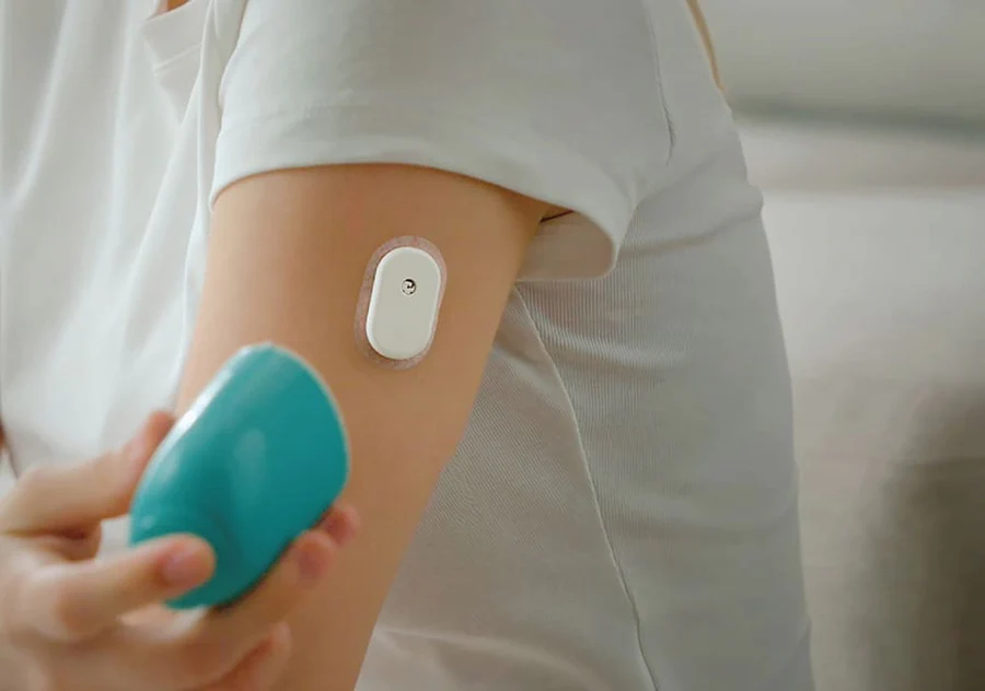 Sibionics GS1 - Aplicare ușoară și fără durere Aplicare ușoară a senzorului Sibionics GS1 pe braț - ghid pas cu pas, fără durere