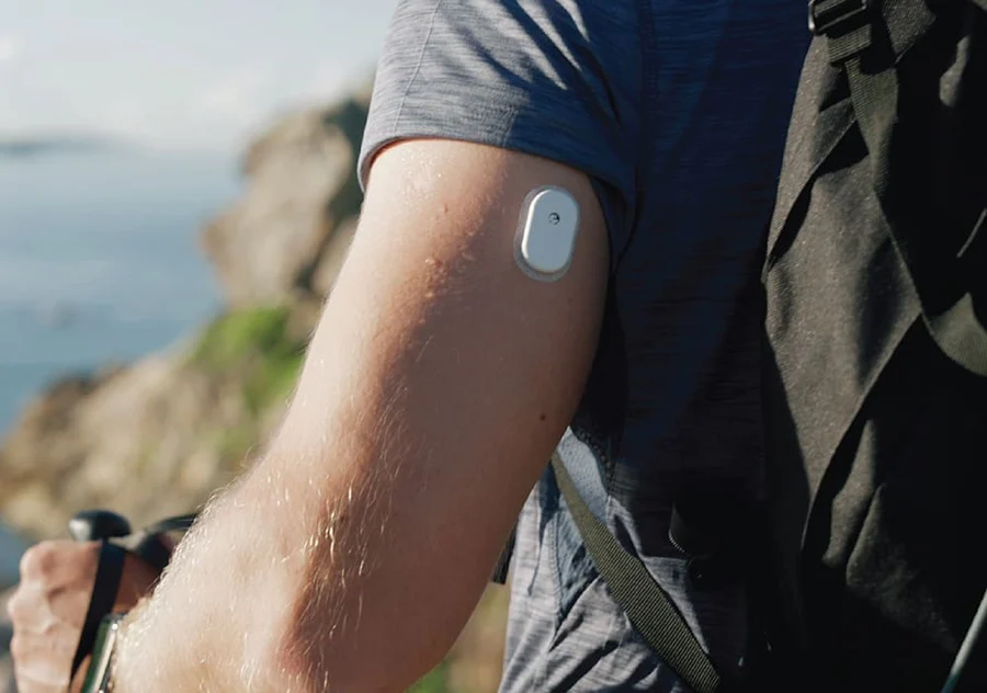 Sibionics GS1 - Design discret și confortabil Senzor de glicemie Sibionics GS1 discret și confortabil pentru monitorizare zilnică